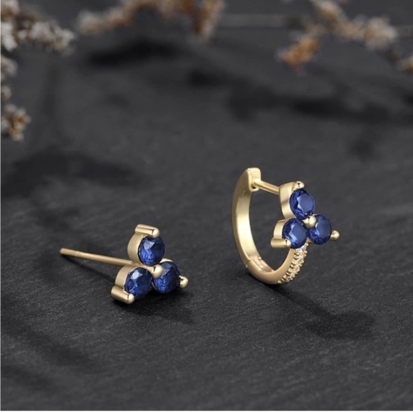GOLD 14k Gold Plated 2pc Blue Cubic Zirconia Stud Earring Set - Picture 3 of 3